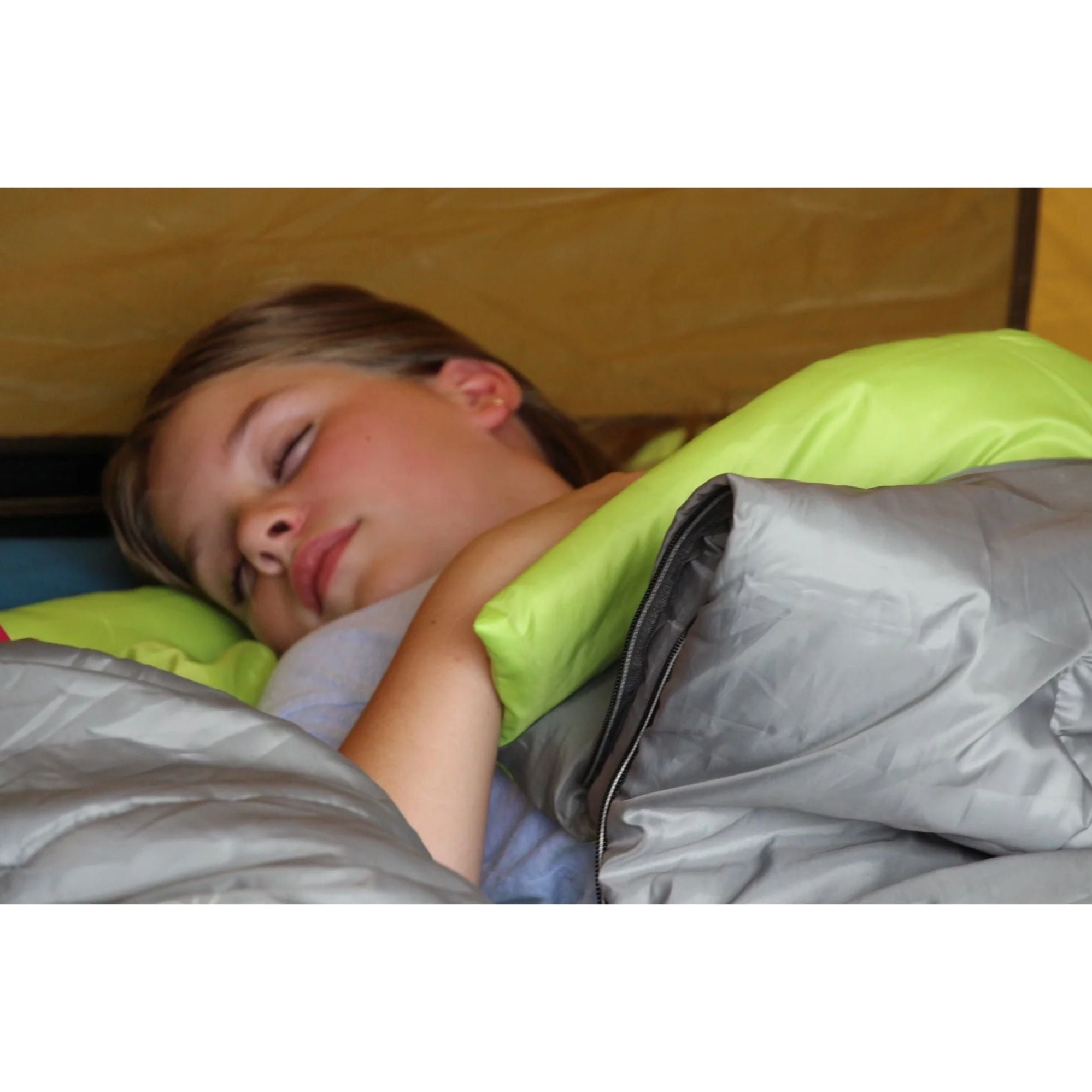 Fyrefly Green Kids Sleeping Bag, Comfort Cuff, ThermoTech® Insulation, Glow in the Dark, Interior pocket, Temp Rating: 7°C, Machine Washable, Max User Height 152cm, 167 x 66 cm