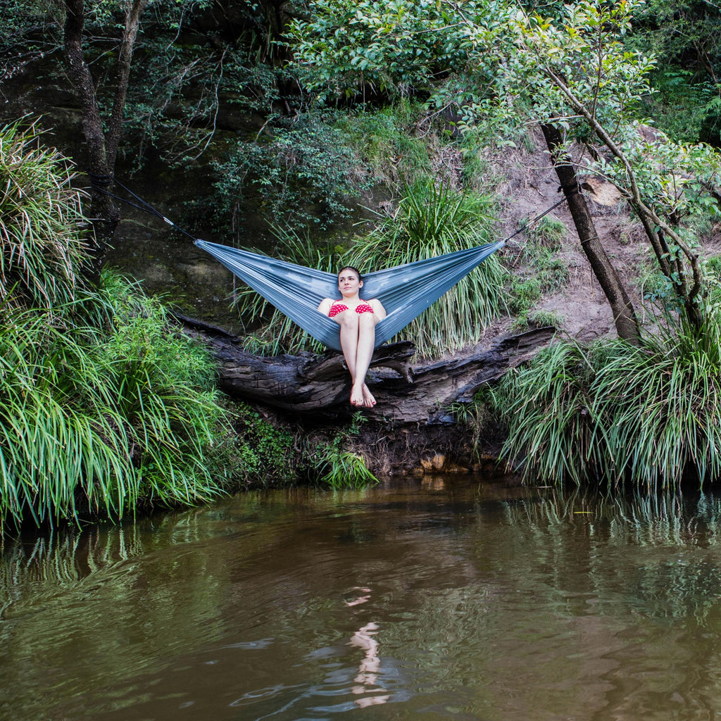 Coleman Lightweight Nylon Universal Sling Hammock 148 x 220 cm, 180kg