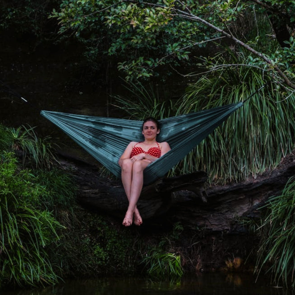Coleman Lightweight Nylon Universal Sling Hammock 148 x 220 cm, 180kg