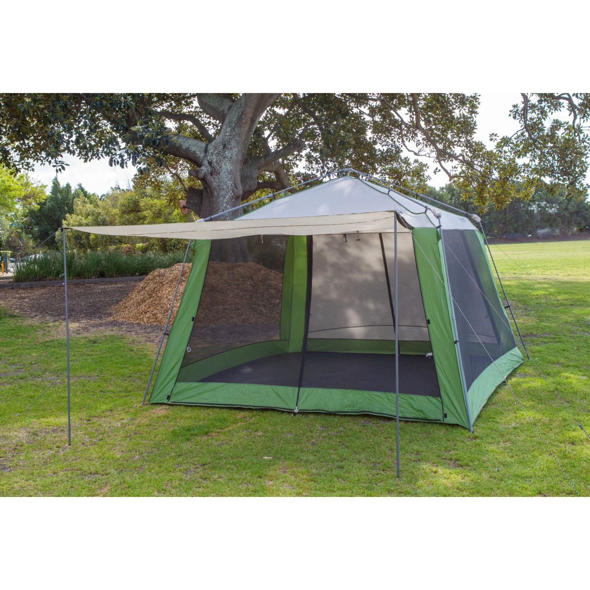 Coleman Screenhouse Instant Up Shelter 3.2 x 3.2m
