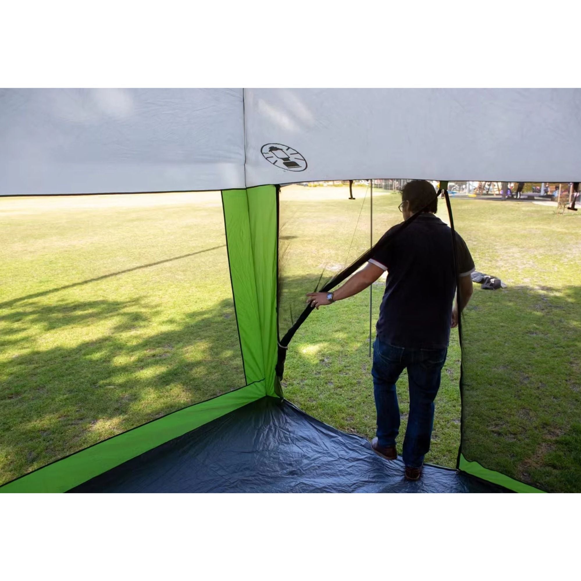 Coleman Screenhouse Instant Up Shelter 3.2 x 3.2m
