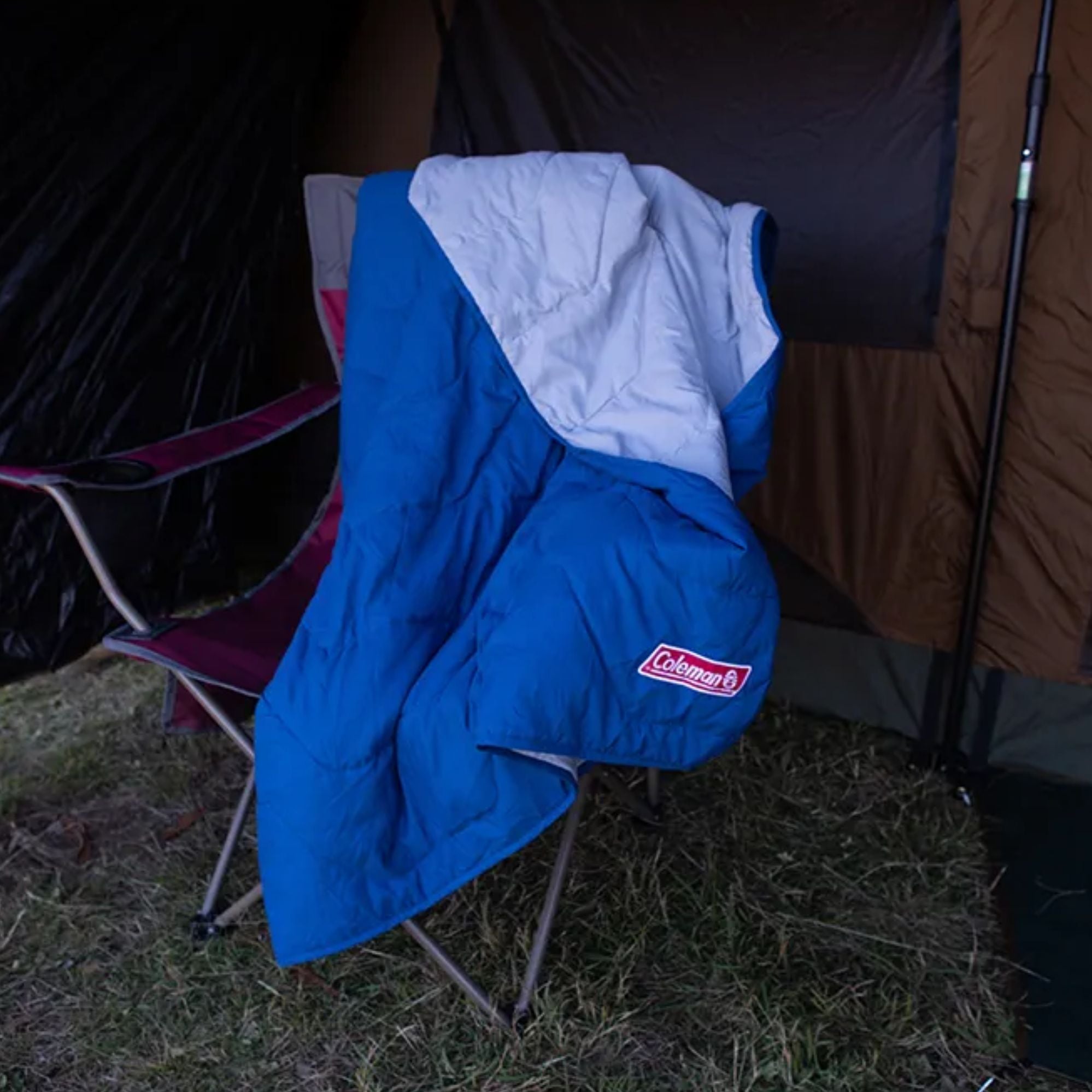 Coleman 5°C Sleeping Bag Single Plush Blanket, Coletherm™, Quilt Construction, 156 x 66 cm