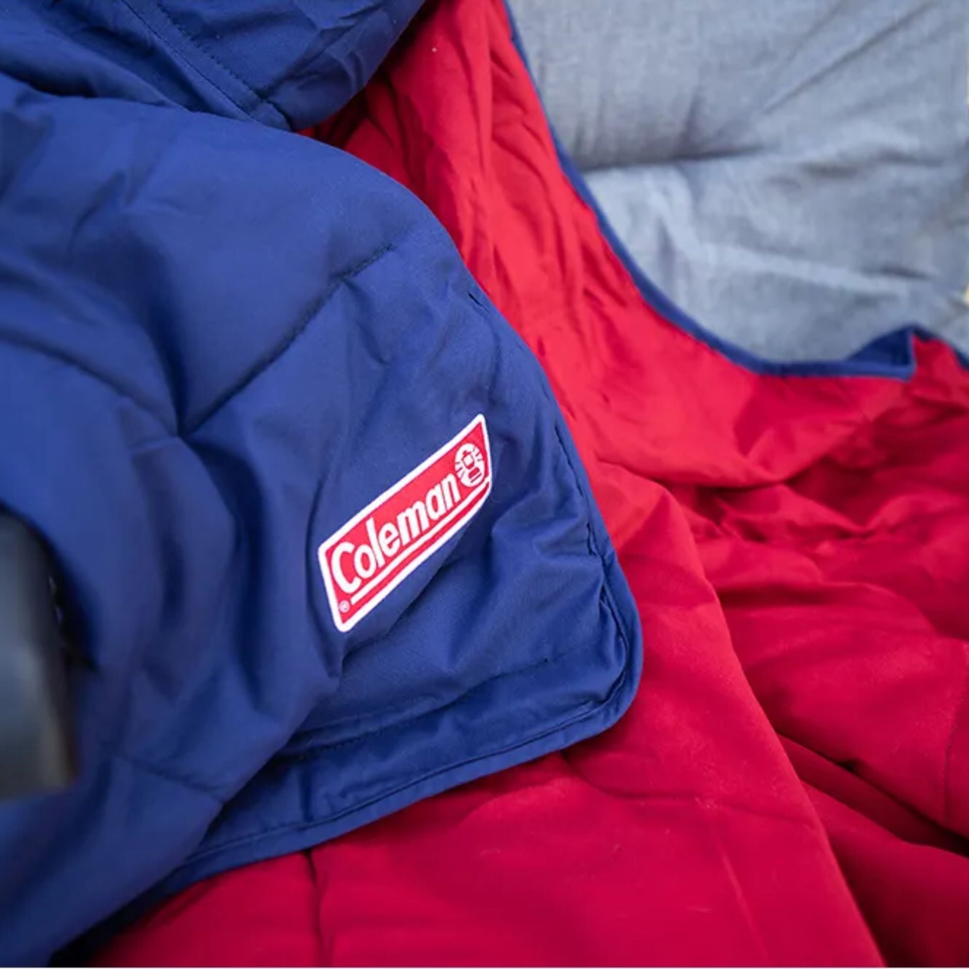 Coleman 5°C Sleeping Bag Plush Double Blanket, Coletherm™, Quilt Construction, 215 x 100 cm