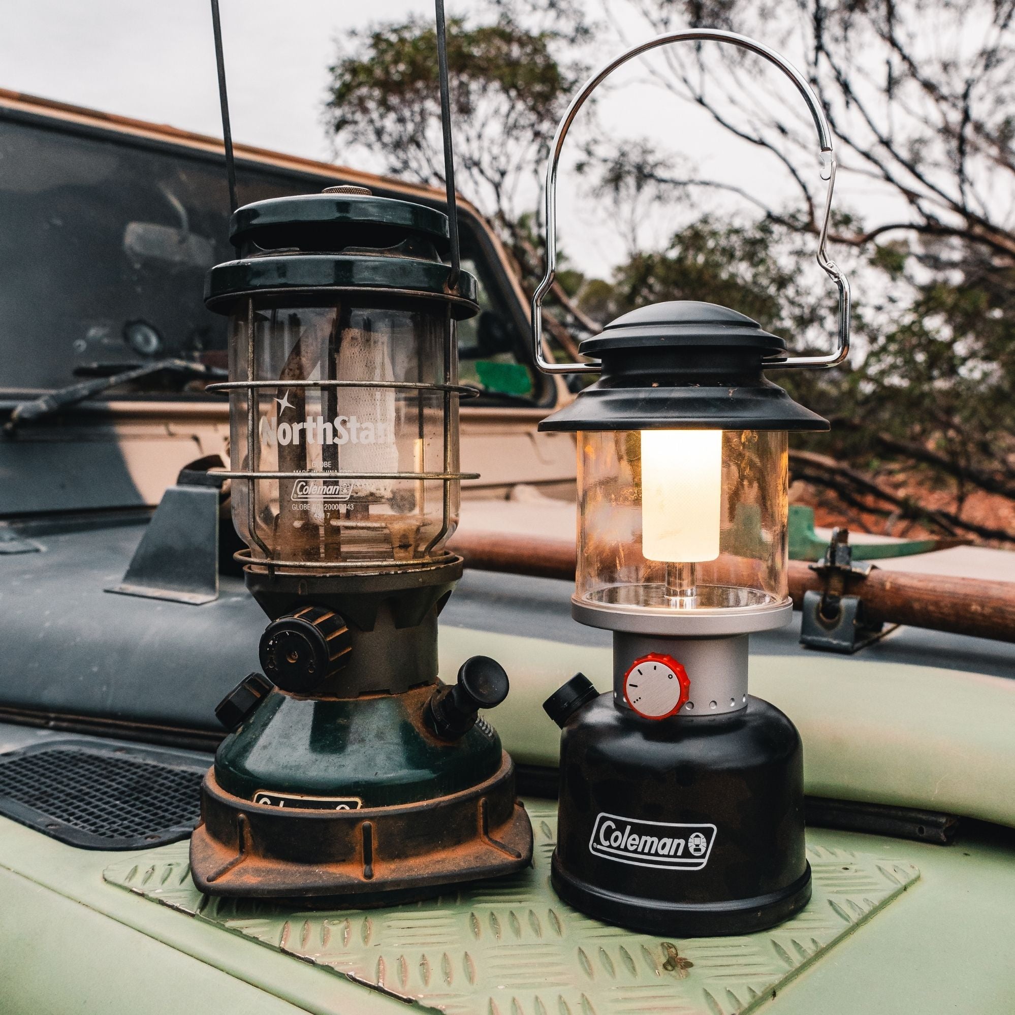 Coleman 800 Lumens Classic Lantern Rechargeable Lithium Ion