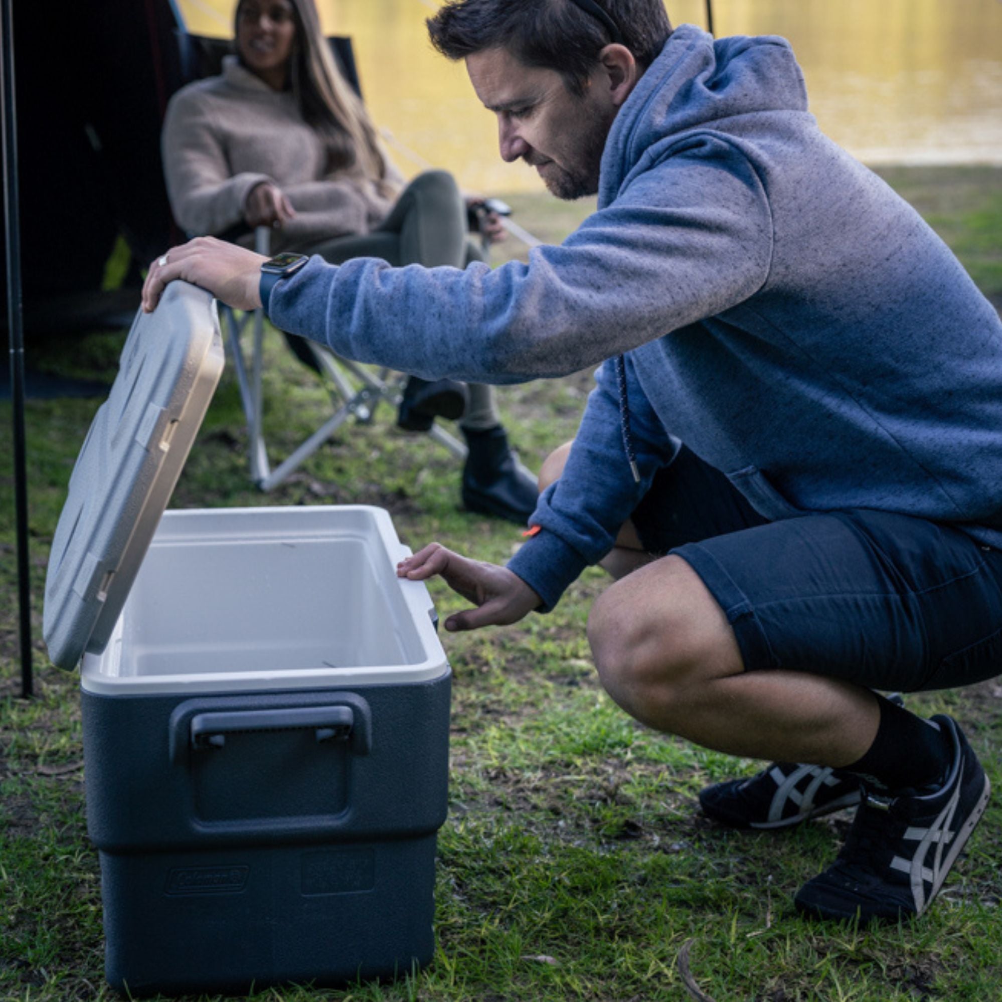 Coleman 44L Chest Style Cooler with Heavy-duty Carry Handles