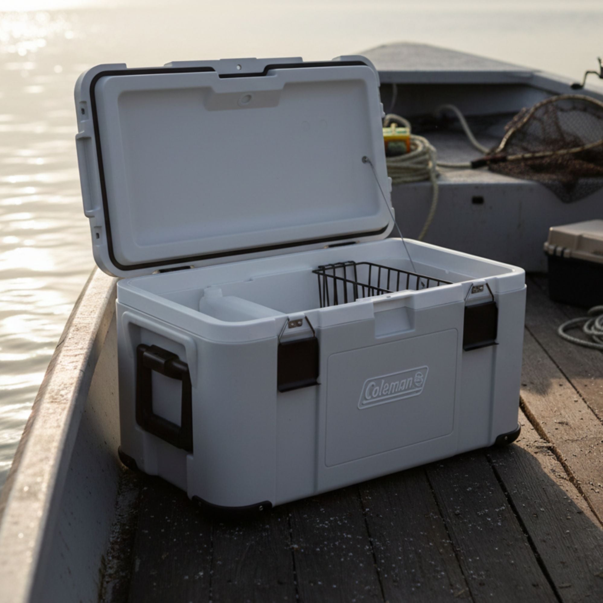 Coleman Hard Cooler 70L - Glacier