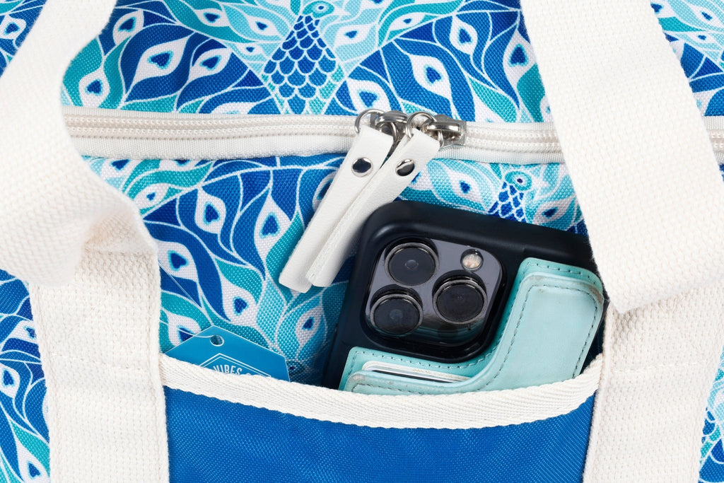 Peacock Paradise 15 Can Deluxe Cooler Bag, Insulated Lining, Removable Shoulder Strap, Storage Pocket