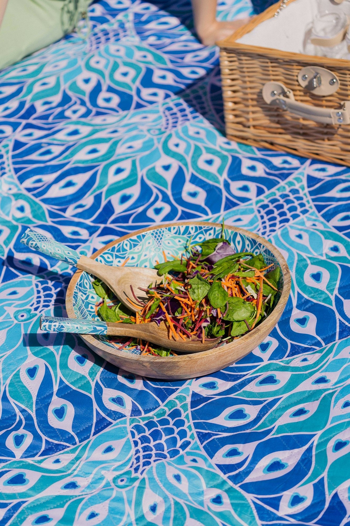 Peacock Paradise 2pc Mango  Salad Servers 24cm - Wood & Enamel