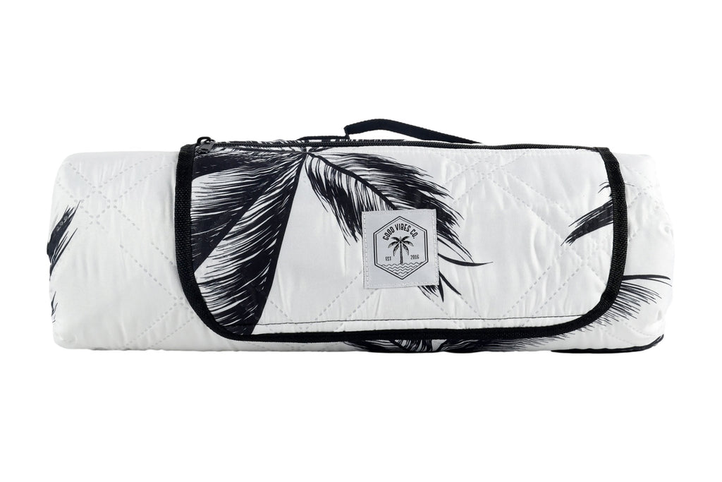 Havana Premium Picnic Mat Blanket, 2x2m, Waterproof Base, Carry Strap, Storage Pocket, 4 Ground Pegs