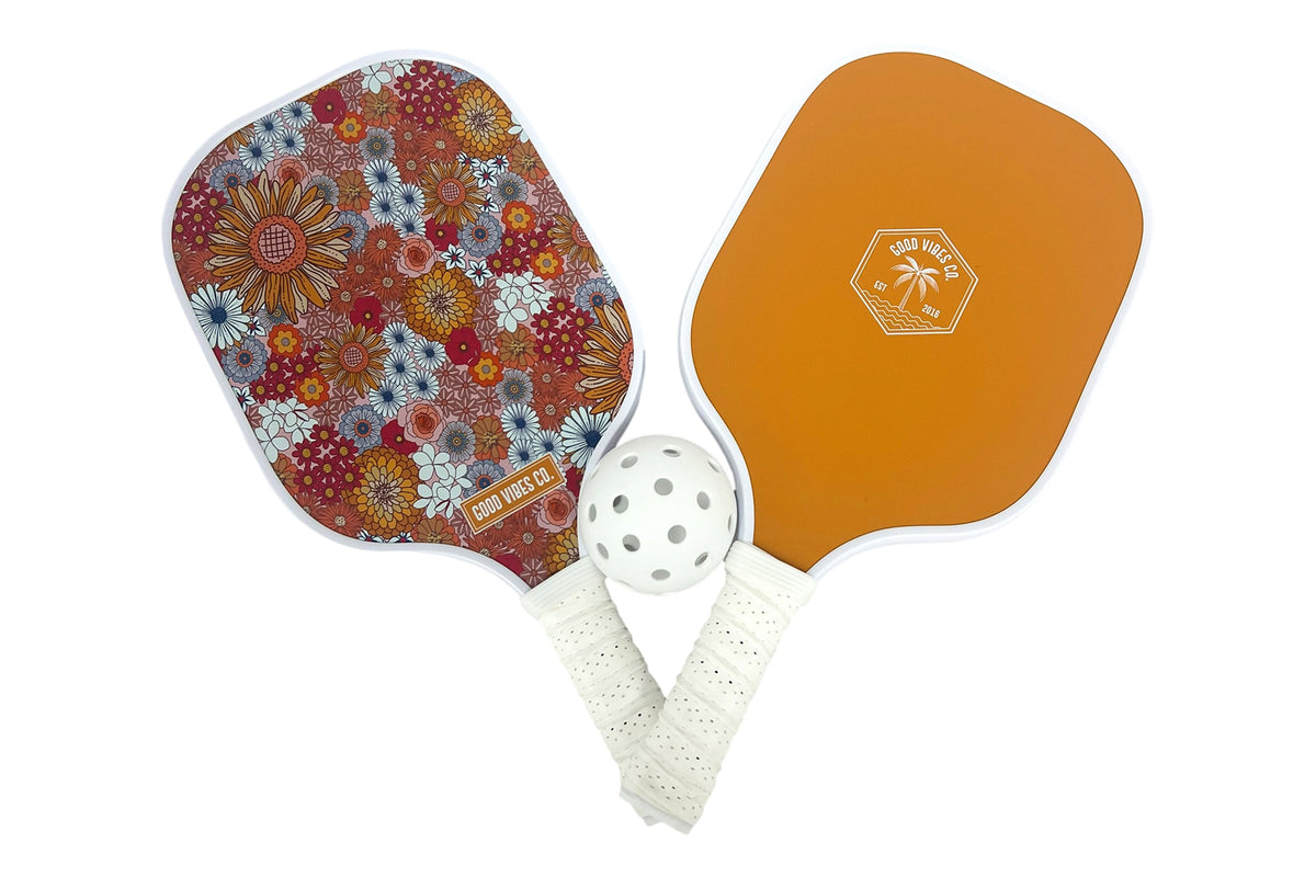 Retro Summer 4pc Carbon Fibre Pickleball Outdoor Game Set with Carry Bag