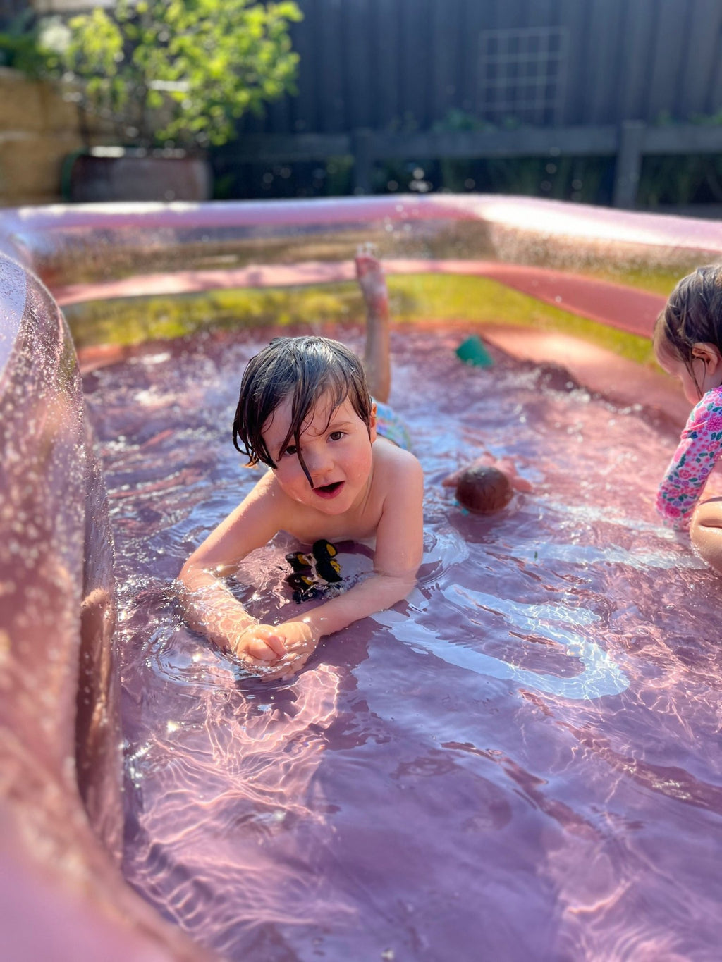 Inflatable Family Swimming Pool Extra Large Twin Tube Heavy Duty PVC Pink 262x175x50cm