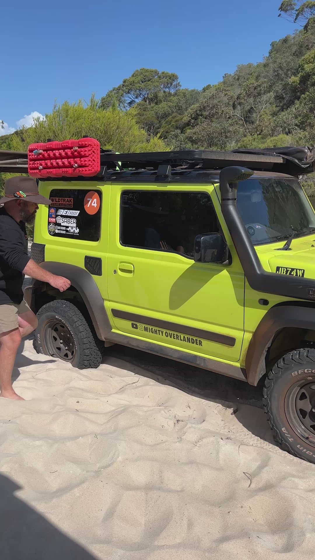 Wildtrak 240W Folding Solar Blanket A-Grade with ETFE Coating, Built in Stand, & Carry Bag