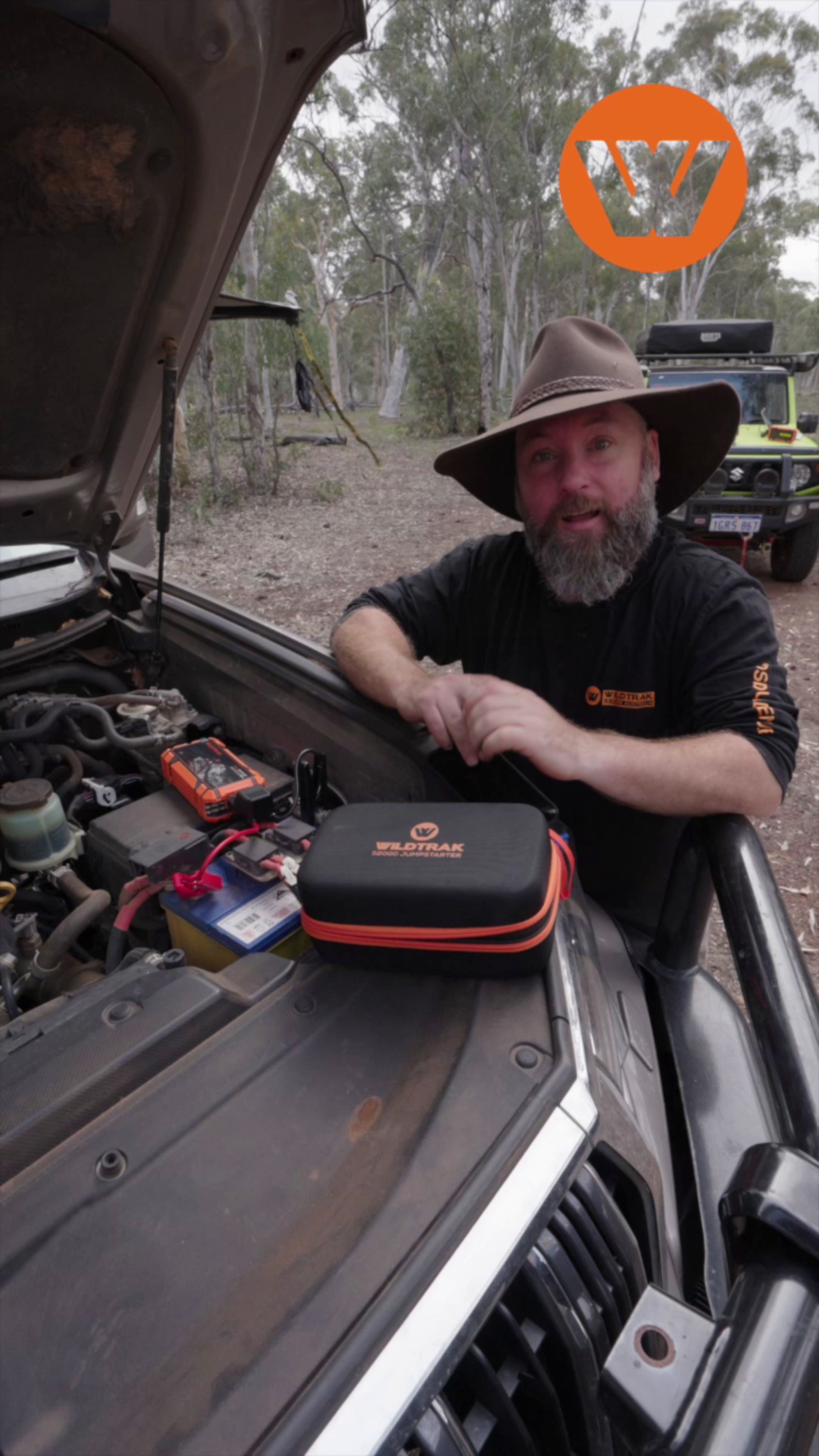 Wildtrak™ Heavy-Duty 2000A 16KMAH HP Lithium Car & 4WD Jump Starter Power Bank (Petrol & Diesel) with Case, USB C Port & Wireless Charging