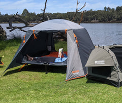 Wildtrak™ Easy Up Queen Stretcher Tent, Powder Coated Steel Frame, Ultra-fine Mesh, 2 Large Vestibules, Internal pockets, Mesh Storage Shelf, Ripsop Waterproof Fly, Heavy Duty Carry Bag with Handles (200x144x150cm)