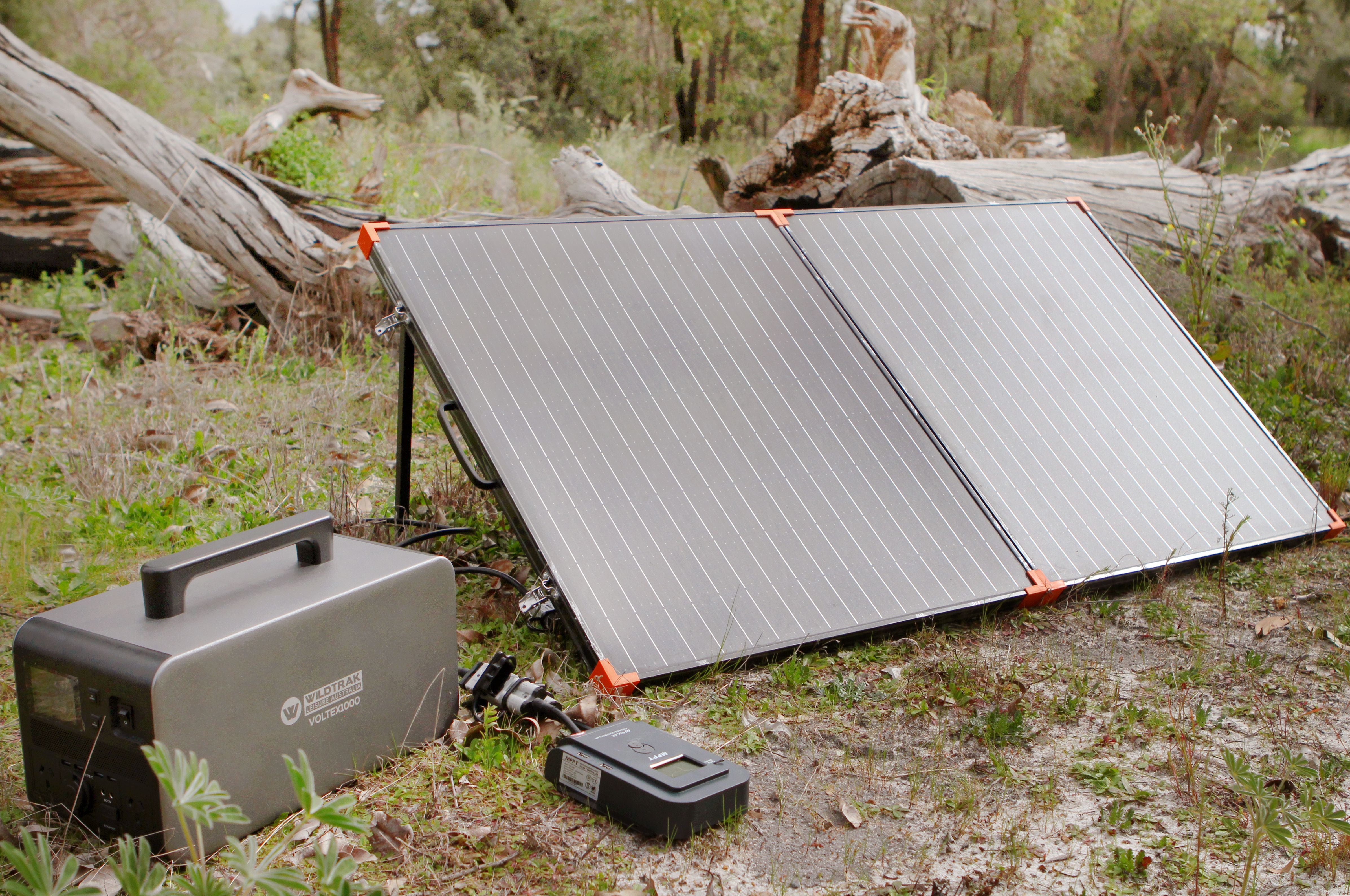 Wildtrak™ 160W Folding A-Grade Monocrystalline & Aluminium Solar Panel with Bag for Off-Grid Living, Camping, 4WD & Caravan Adventures