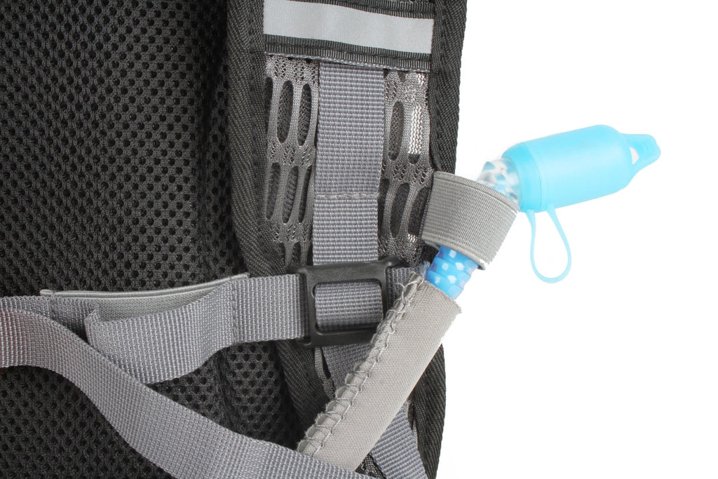1.5L Loop Hydration Trekker Backpack with Adjustable Chest and Shoulder Straps, Zipped Storage Pockets